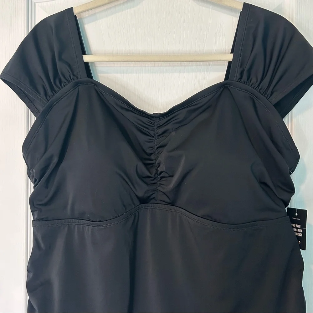 Torrid One Piece Swimsuit Women’s 3X Black Wireless Ruched Cap Sleeves - Picture 2 of 9